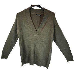 RDI Green Women's Pullover Green Sweater Plunging V-Neck Women's Small Petite